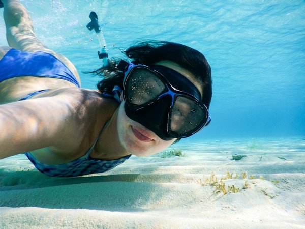 Quels sont les meilleurs spots pour le snorkeling autour des îles Gili, Indonésie?