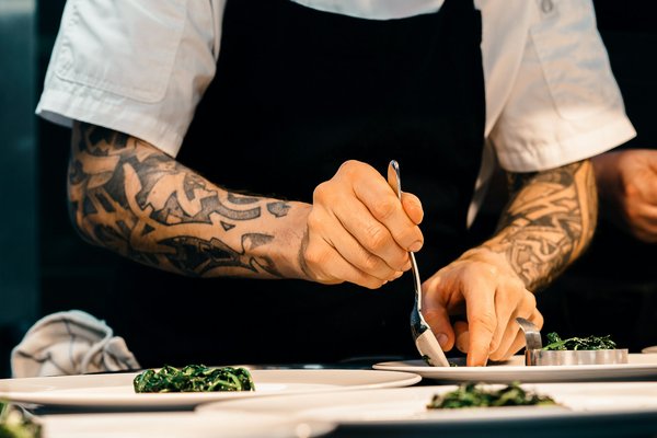 Où apprendre les techniques de la cuisine méditerranéenne en Italie?